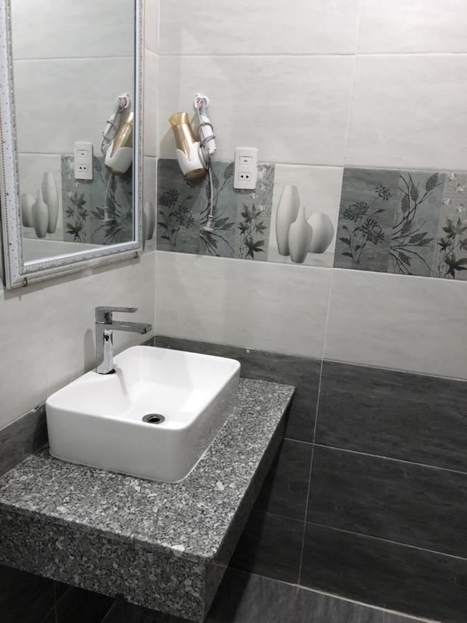 Phi Long Hotel Tuy Hòa Kültér fotó